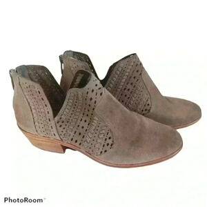 Vince Camuto Prasata Leather Bootie